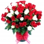 Florero con Rosas 50 Rosas Blancas y Rojas