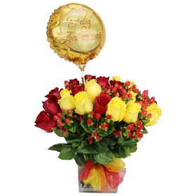 Florero de 24 rosas rojas y Amarillas + Globo feliz Aniversario Florero de 24 rosas rojas y Amarillas + Globo feliz Aniversario