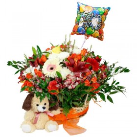 Canastillo de Cumpleaños mediano con flores mix primaverales más peluche y globo Canastillo de Cumpleaños mediano con flores mix primaverales más peluche y globo