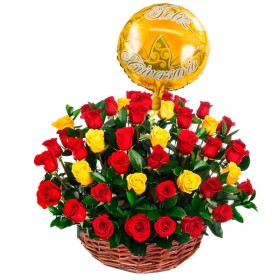 Canastillo de Flores con 40 Rosas Rojas y amarillas para Aniversario más Globo Canastillo de Flores con 40 Rosas Rojas y amarillas para Aniversario más Globo