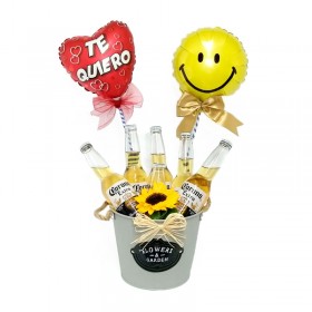 Cubeta con 6 Cervezas Corona de 355 ml y 2 Globos Cubeta con 6 Cervezas Corona de 355 ml y 2 Globos