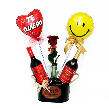 Cubeta de Vinos Diablo y Casillero del Diablo más 1 Rosa y 2 Globos
