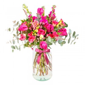 Florero Rústico con Flores mix Rosadas Eucalipto 6 rosas Astromelias Limonios y Flores Silvestres Florero Rústico con Flores mix Rosadas Eucalipto 6 rosas Astromelias Limonios y Flores Silvestres