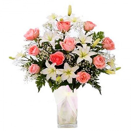 Florero con 10 Lilium Blancos y 12 Rosas Rosadas