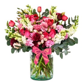 Florero de 10 Tulipanes Rojos 10 varas de Perritos 10 Rosas y Eucalipto Florero de 10 Tulipanes Rojos 10 varas de Perritos 10 Rosas y Eucalipto