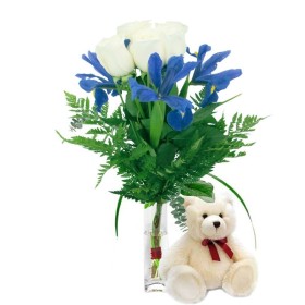 Florero con 4 Rosas Blancas 3 Iris y Peluche Florero con 4 Rosas Blancas 3 Iris y Peluche