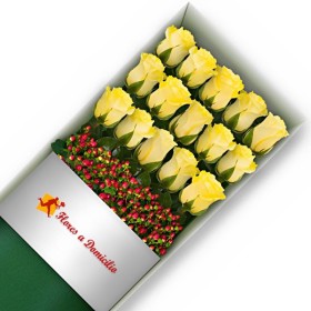 CAJA DE 15 ROSAS AMARILLAS CAJA 15 ROSAS AMARILLAS