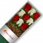 CAJA DE 9 ROSAS ROJAS Y BLANCAS
