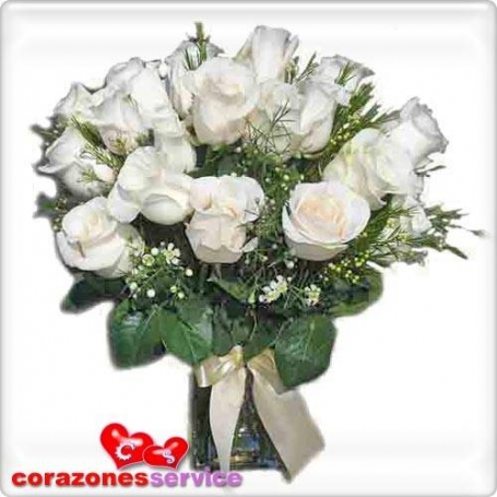 Condolencias en Florero 12 Rosas Blancas